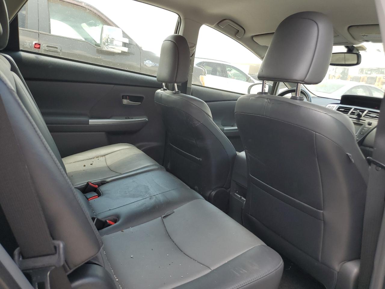 2014 Toyota Prius V VIN: JTDZN3EU2E3340715 Lot: 64973265