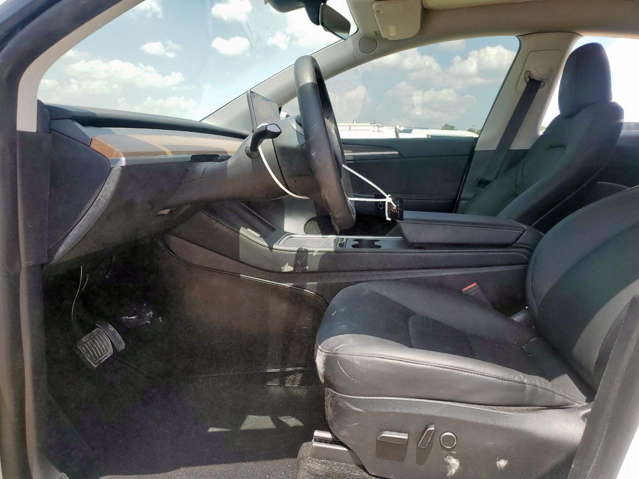 2023 Tesla Model Y VIN: 7SAYGDEE3PA131431 Lot: 65804975