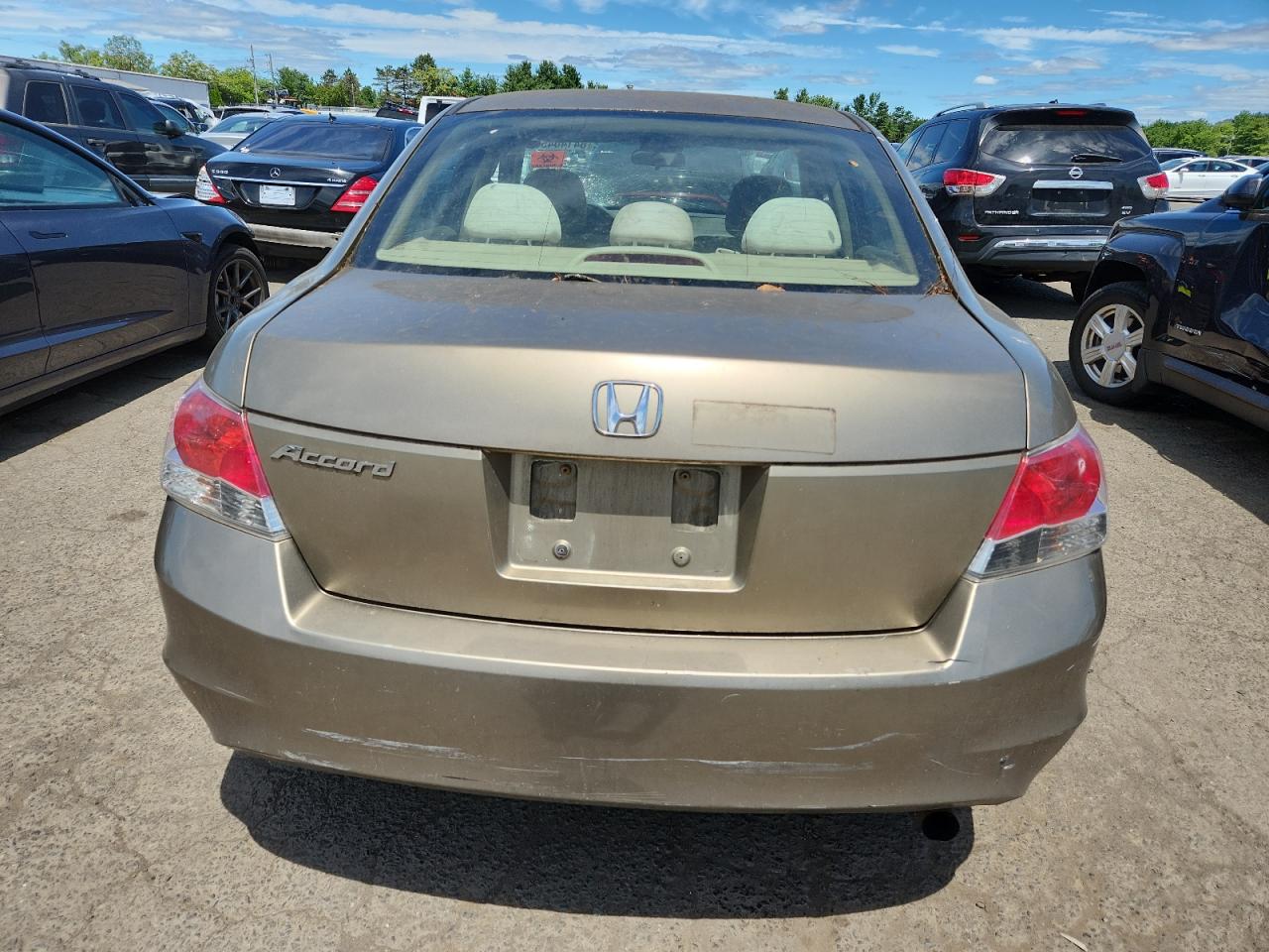 1HGCP2F31AA030692 2010 Honda Accord Lx