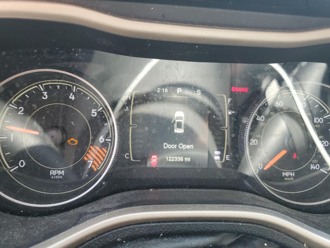 2015 Jeep Cherokee Sport VIN: 1C4PJMAB2FW615674 Lot: 66302535