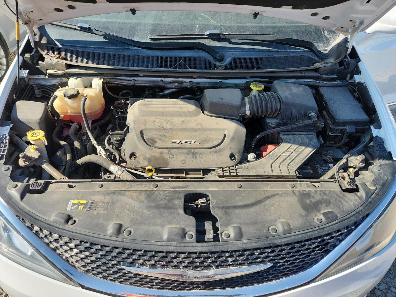 2017 Chrysler Pacifica Touring L Plus VIN: 2C4RC1EG6HR577417 Lot: 63998695