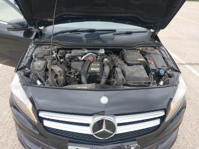 2013 MERCEDES BENZ A180 BLUE-