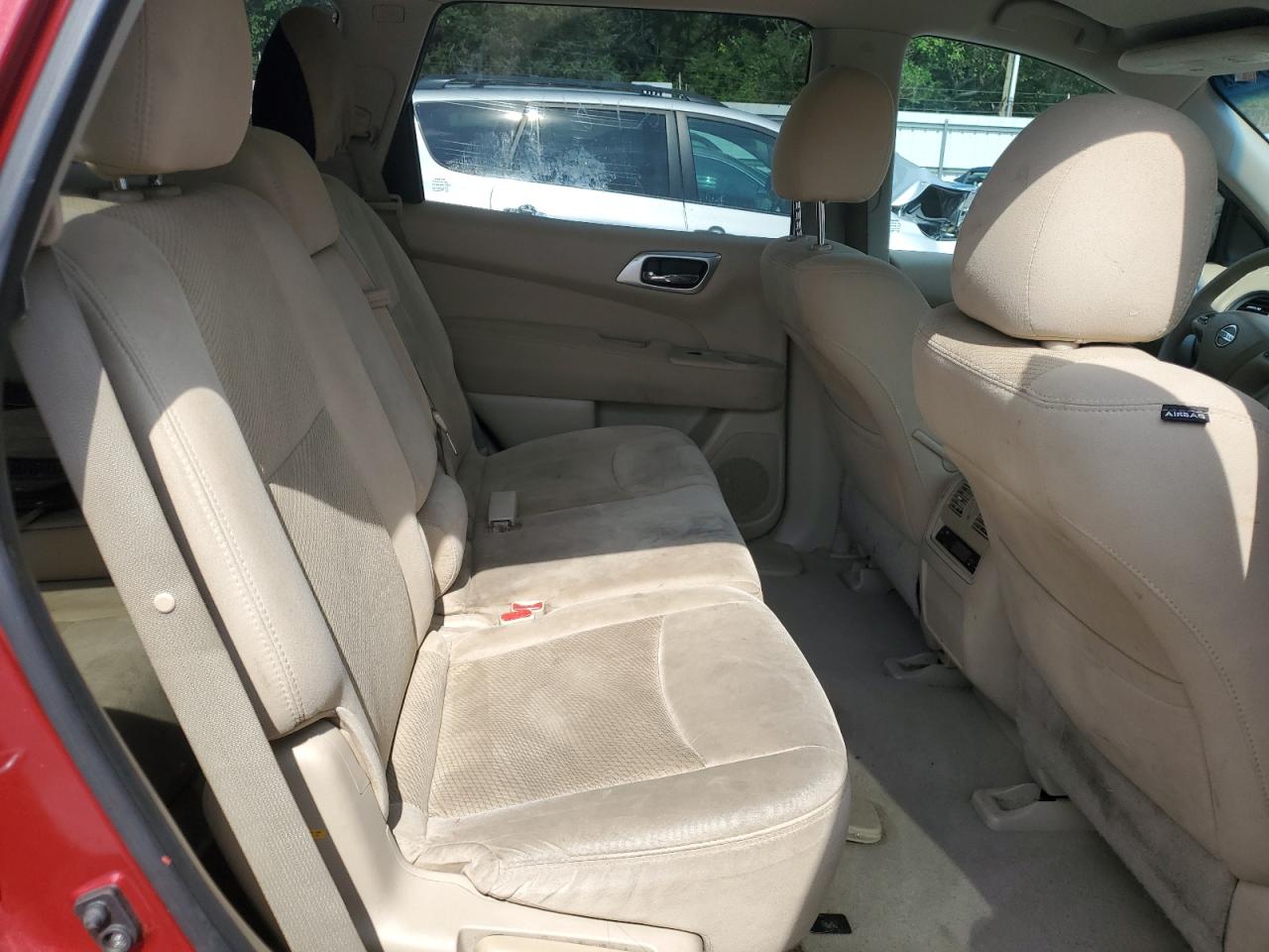 2015 Nissan Pathfinder S VIN: 5N1AR2MMXFC687588 Lot: 62910345