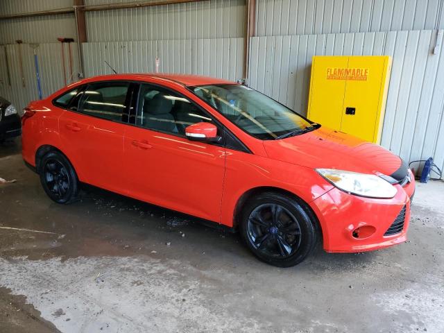  FORD FOCUS 2013 Czerwony