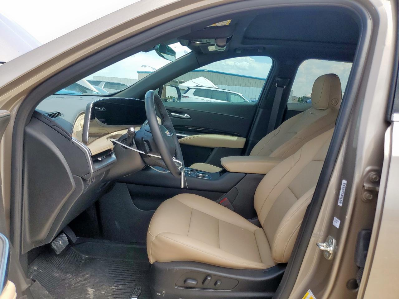 2024 Cadillac Xt4 Luxury VIN: 1GYAZAR49RF180587 Lot: 63968645