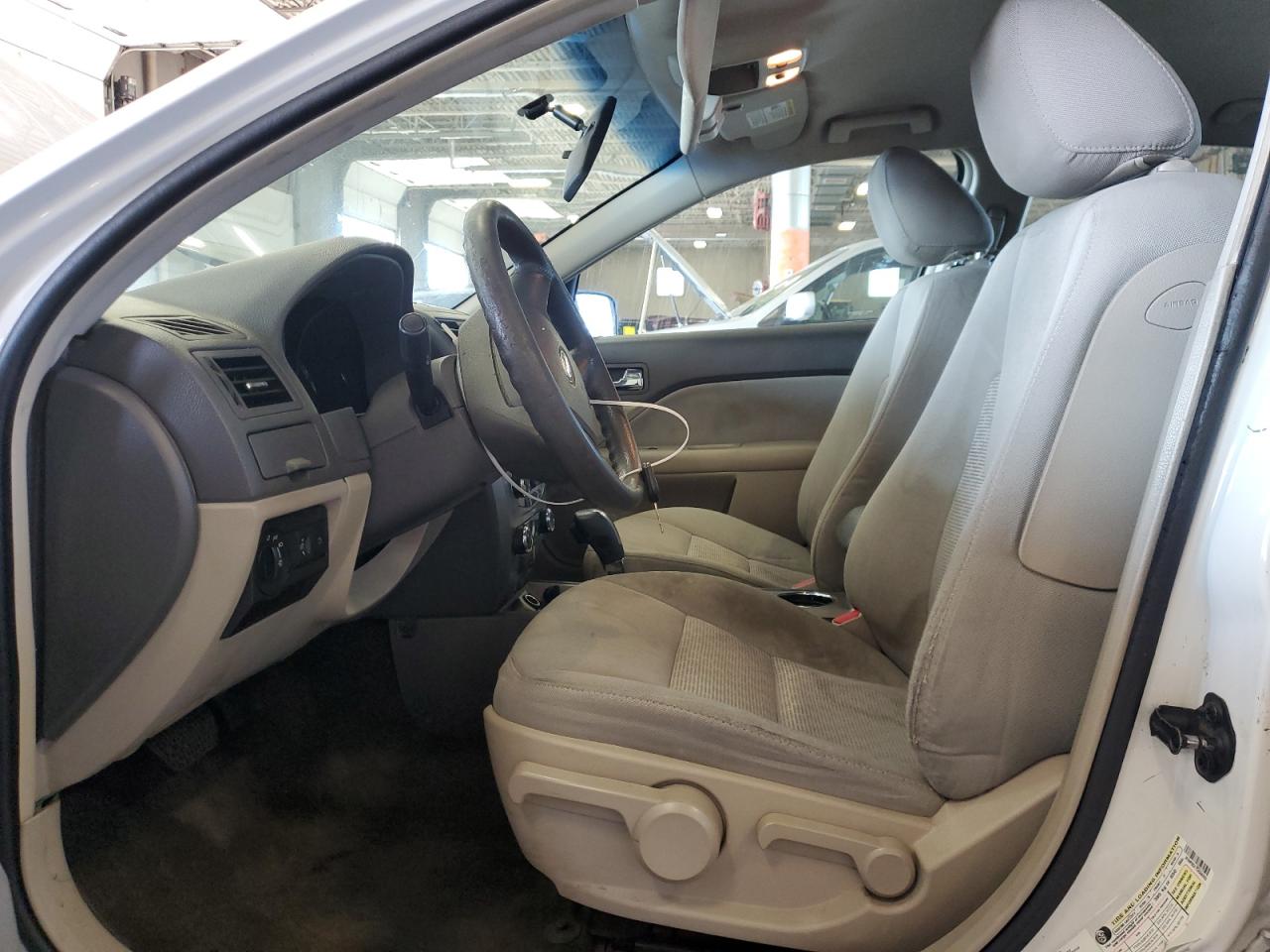 2010 Ford Fusion S VIN: 3FAHP0GA0AR388593 Lot: 64799855