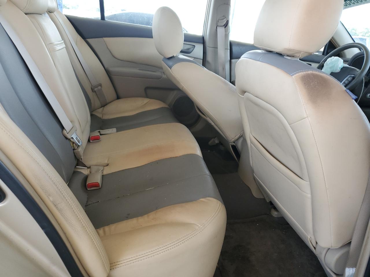 2007 Kia Optima Lx VIN: KNAGE123775118733 Lot: 65095305