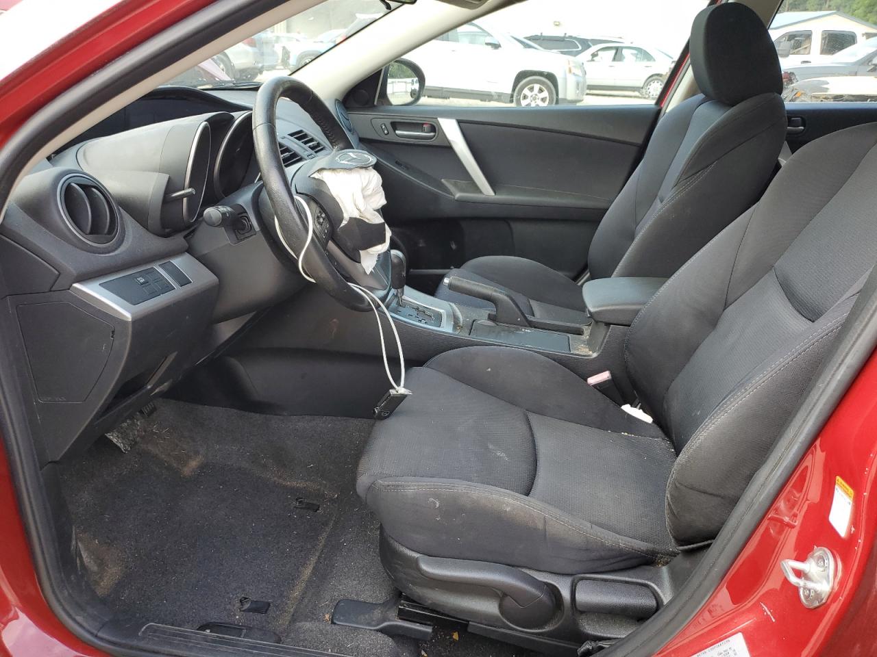 2011 Mazda 3 S VIN: JM1BL1K66B1375153 Lot: 66898375