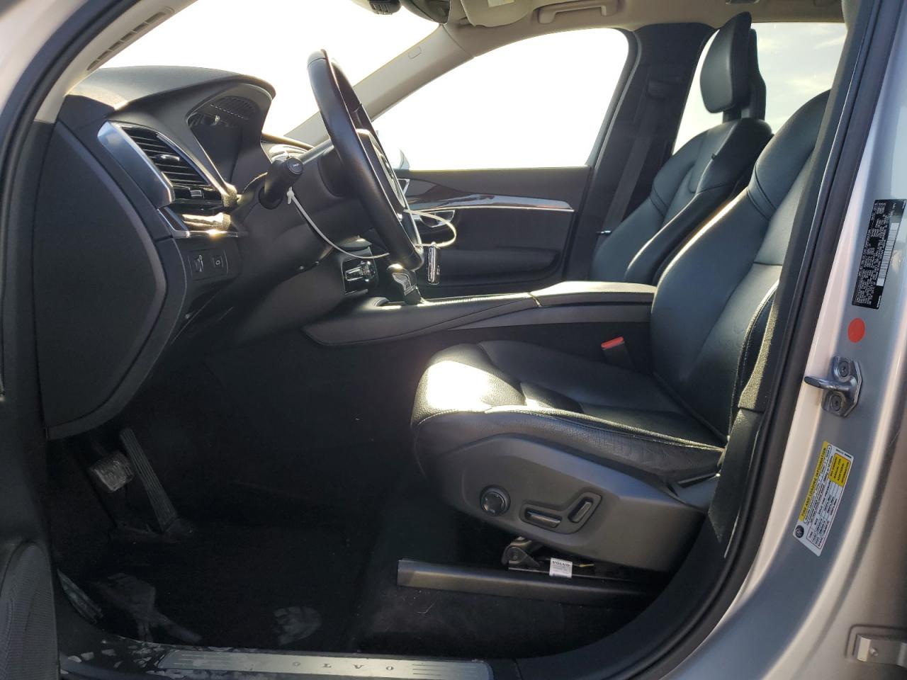 2016 Volvo Xc90 T6 VIN: YV4A22PK8G1017891 Lot: 65840465