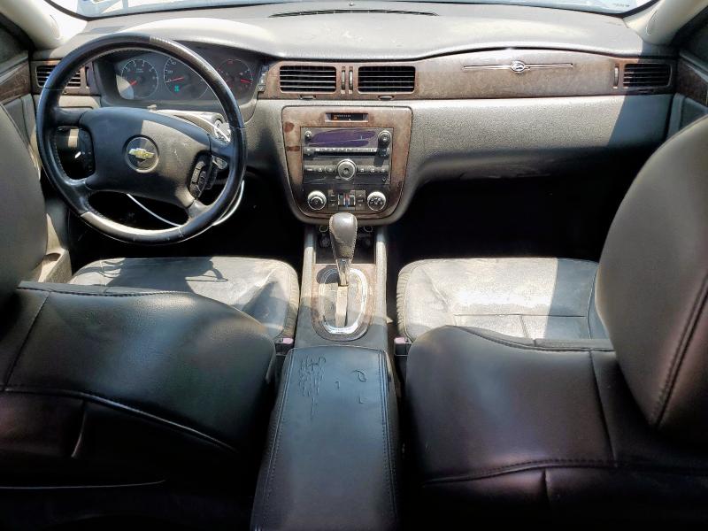 Sedans CHEVROLET IMPALA 2013 Szary