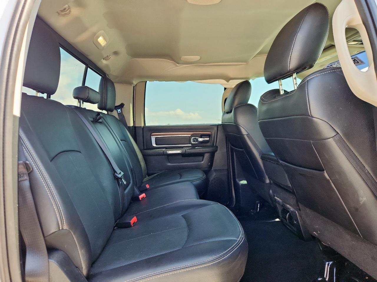 2018 Ram 2500 Laramie VIN: 3C6UR5FL3JG216631 Lot: 63998675