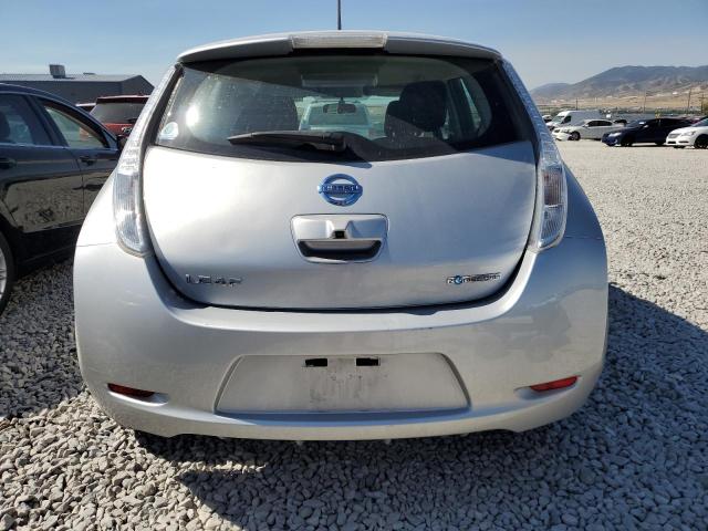 NISSAN LEAF 2016 Silver