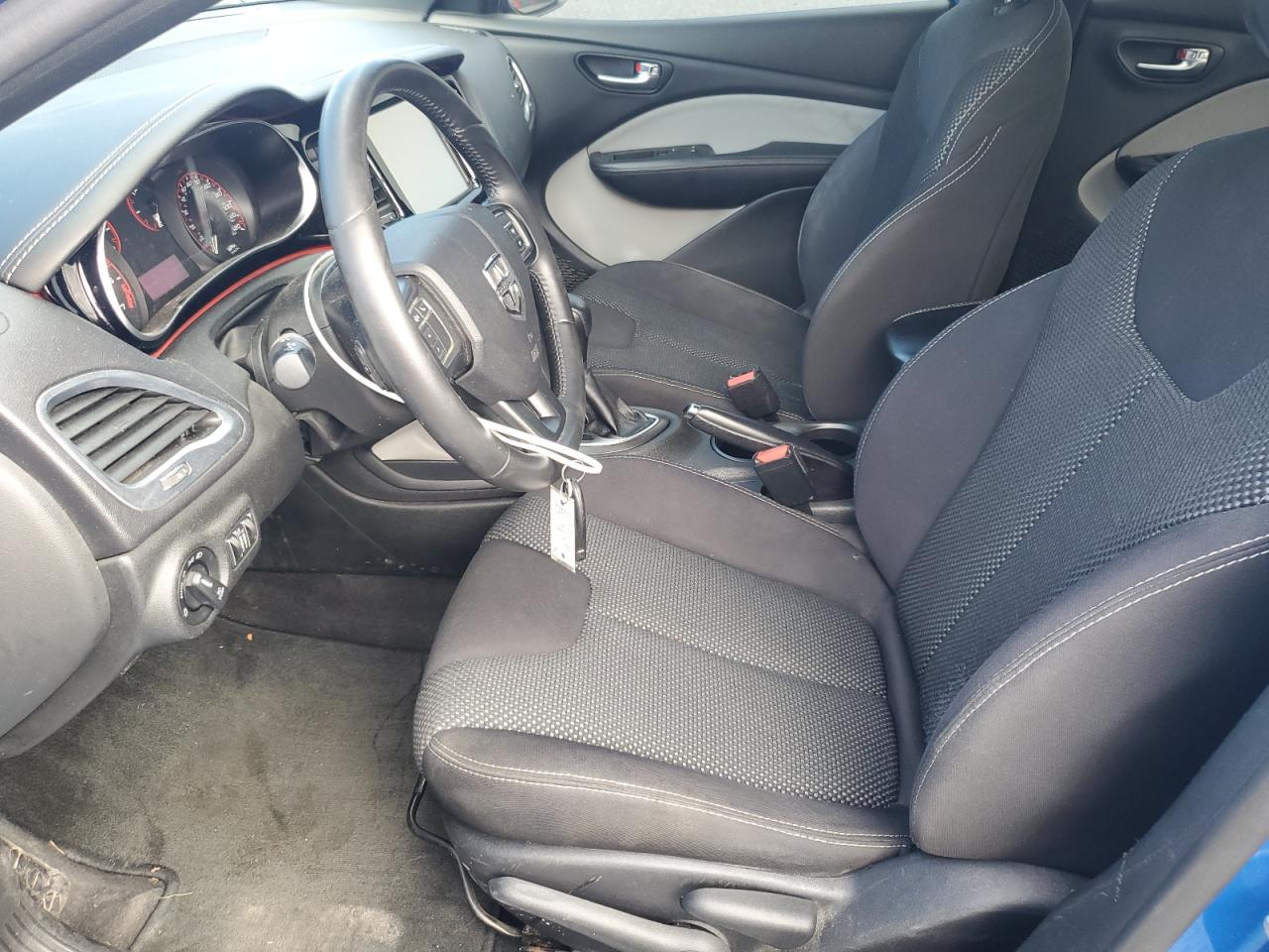 2015 Dodge Dart Sxt VIN: 1C3CDFBB8FD212833 Lot: 64731725