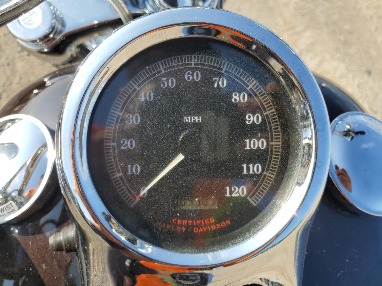 2002 Harley-Davidson Fxstd VIN: 1HD1BSY112Y019215 Lot: 64270975