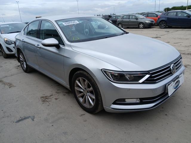 2015 VOLKSWAGEN PASSAT SE