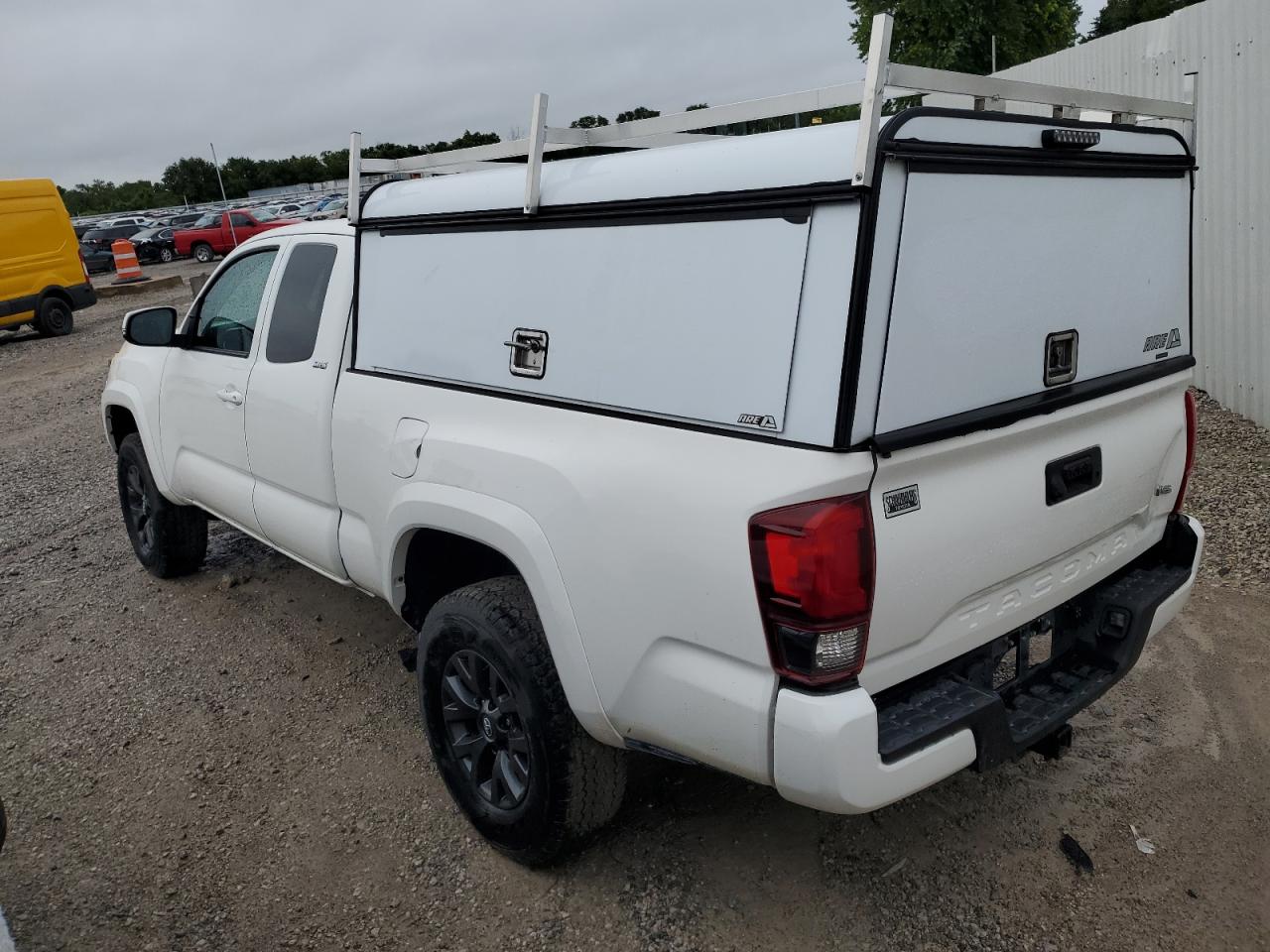 2021 Toyota Tacoma Access Cab VIN: 3TYRZ5CN8MT010073 Lot: 64948705