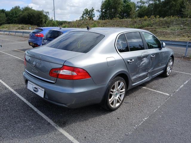 2011 SKODA SUPERB ELE