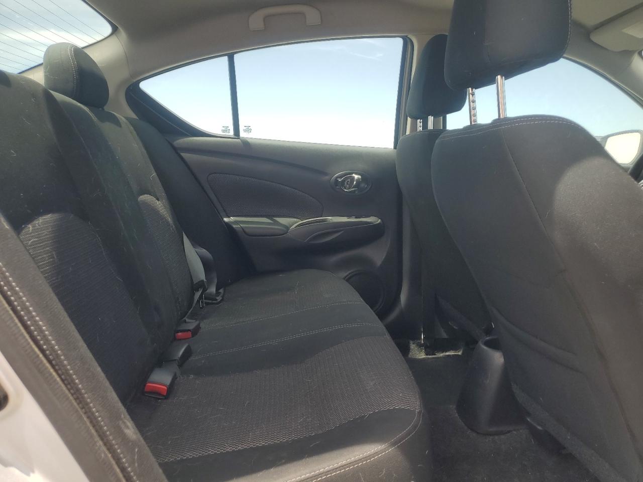 3N1CN7AP4KL866523 NISSAN VERSA 2019
