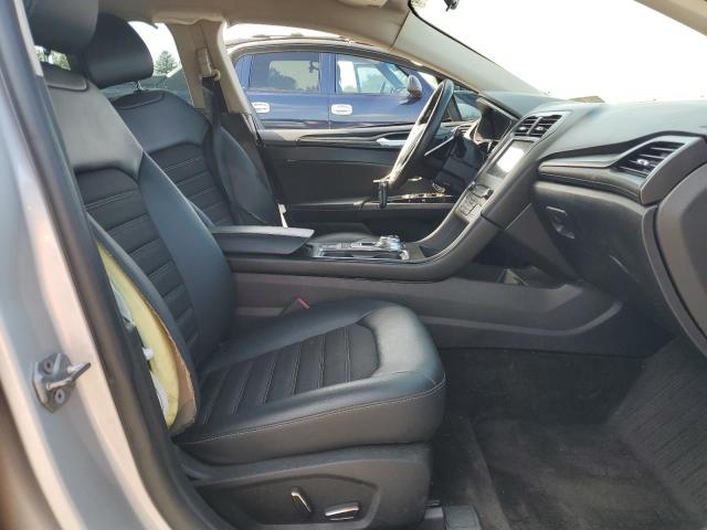  FORD FUSION 2018 Srebrny