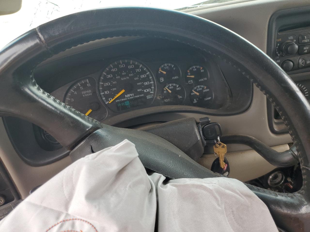 2000 GMC Yukon VIN: 1GKEK13T3YJ150707 Lot: 67240655