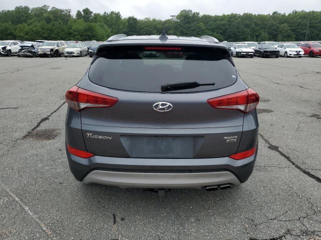  HYUNDAI TUCSON 2018 Серый