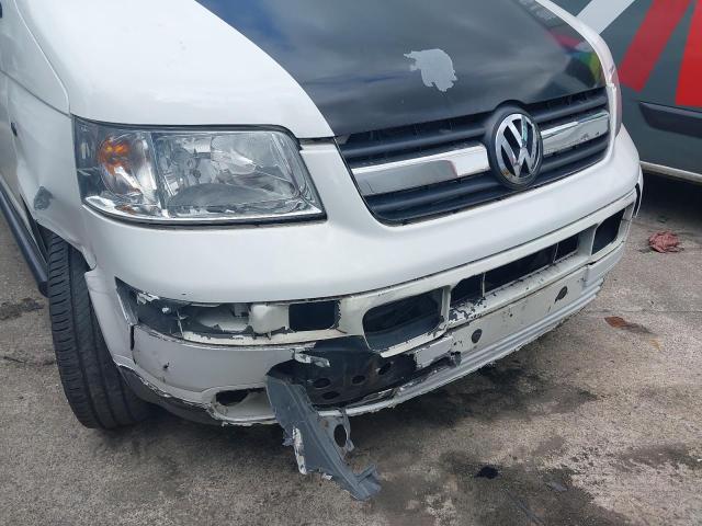 2004 VOLKSWAGEN TRANSPORTE