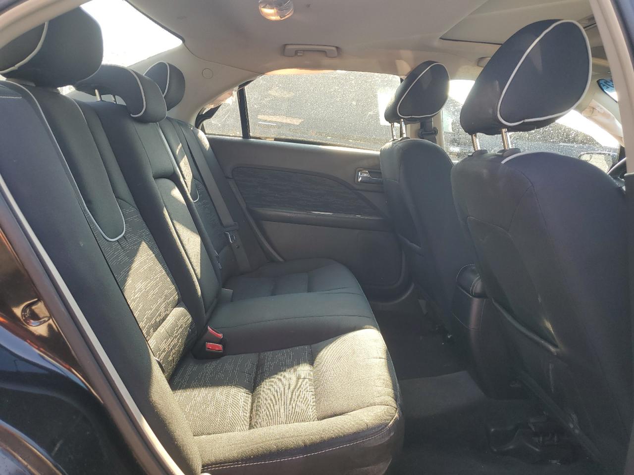 2011 Ford Fusion Se VIN: 3FAHP0HG6BR127425 Lot: 64655855