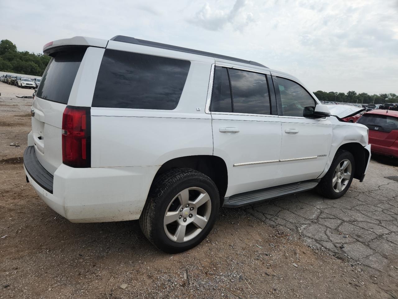 2015 Chevrolet Tahoe K1500 Lt white suv gas 1GNSKBKC5FR105523 photo #4