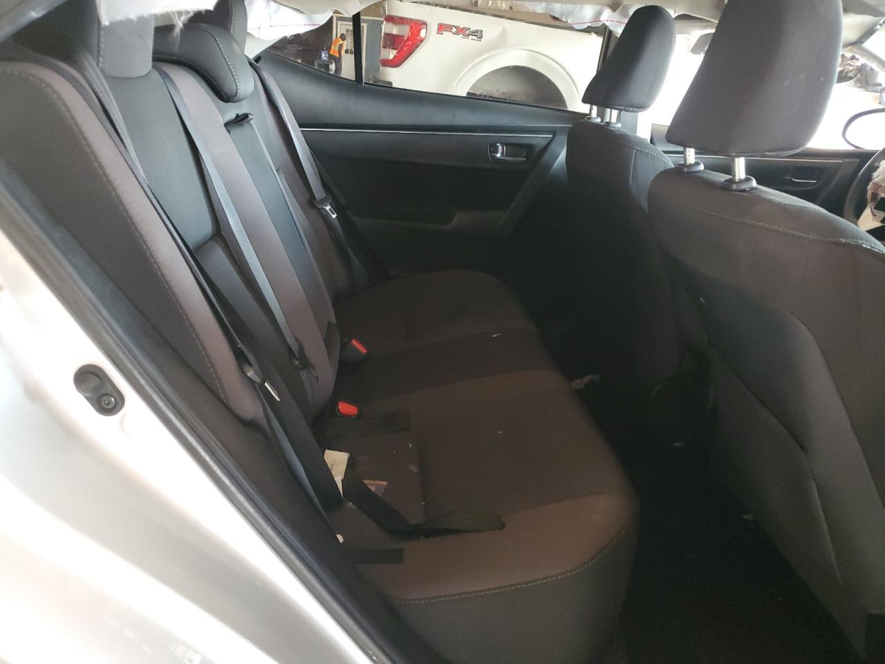 5yfburhe3jp775787 5YFBURHE3JP775787 2018 Toyota Corolla L