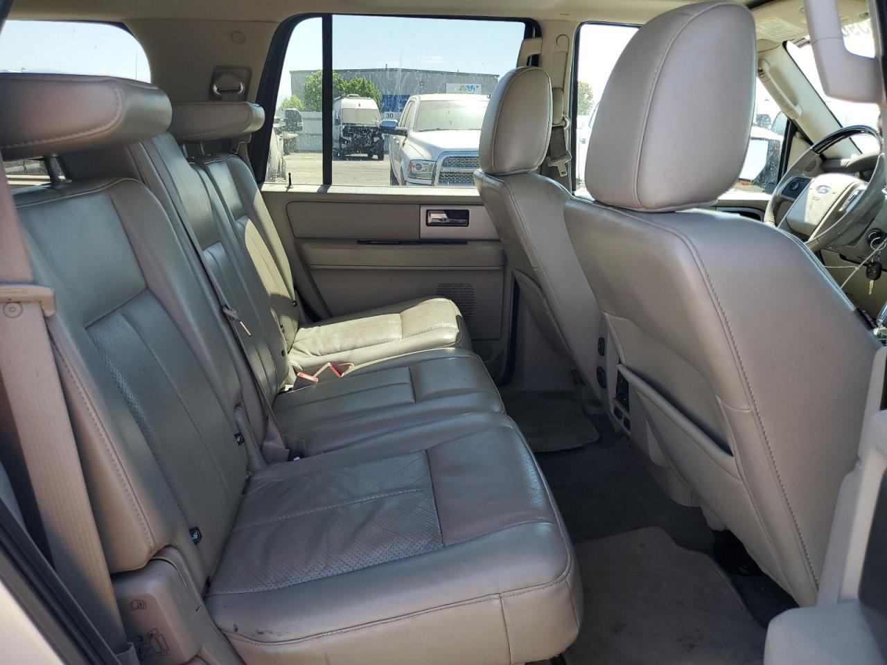 2012 Ford Expedition Limited VIN: 1FMJU2A58CEF58938 Lot: 65968935