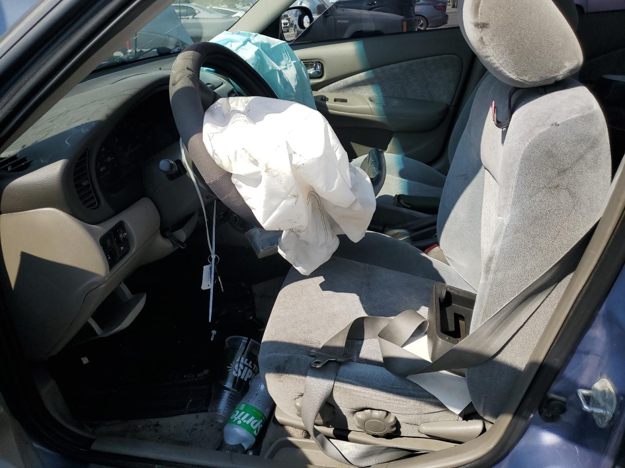 2000 Nissan Sentra Base VIN: 3N1CB51D5YL328151 Lot: 64589435