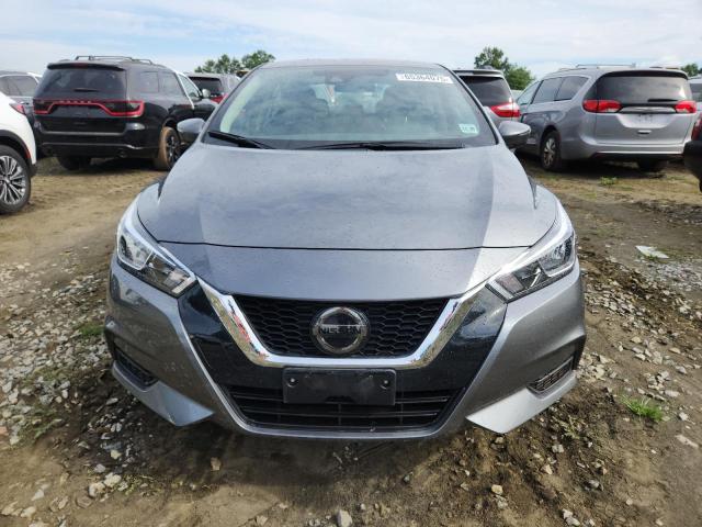  NISSAN VERSA 2021 Серый