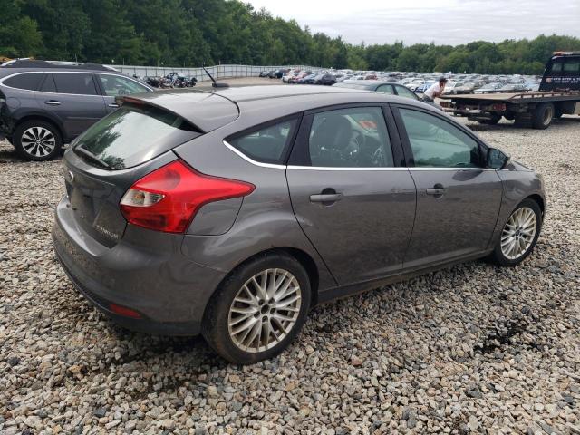  FORD FOCUS 2014 Серебристый