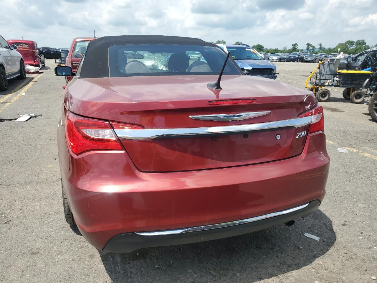 2013 Chrysler 200 Touring VIN: 1C3BCBEB0DN511436 Lot: 64729835