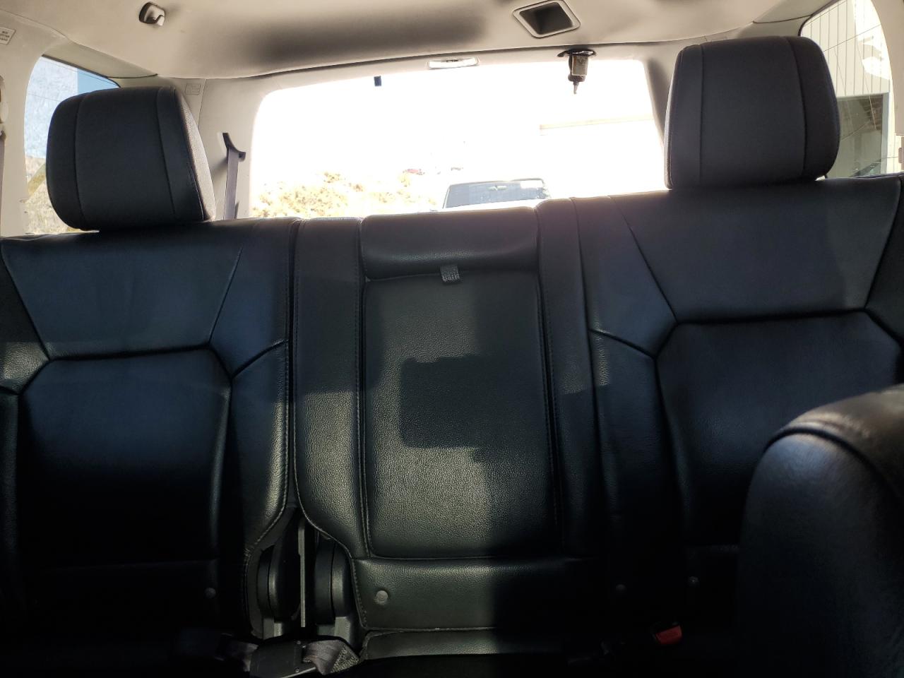 2012 Honda Pilot Exln VIN: 5FNYF4H72CB027507 Lot: 64825885