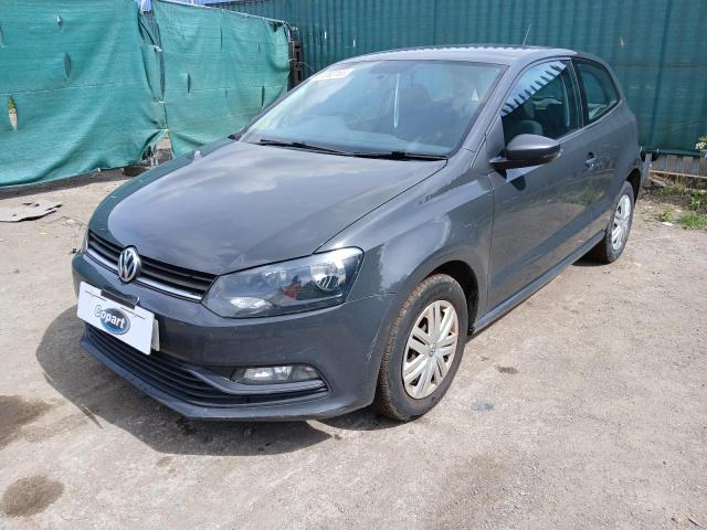 VOLKSWAGEN POLO S 2014