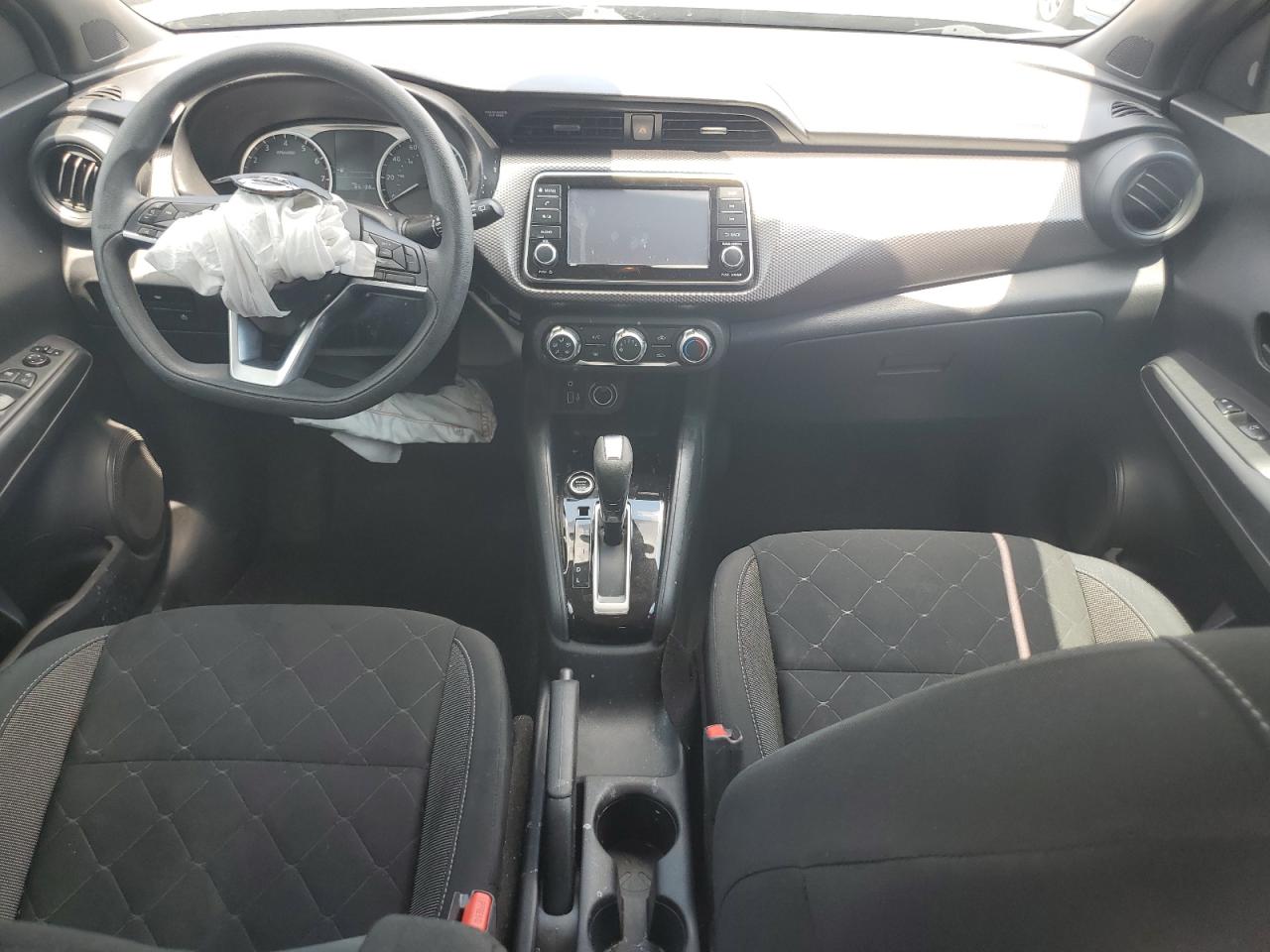 3N1CP5BV2LL559252 2020 Nissan Kicks S