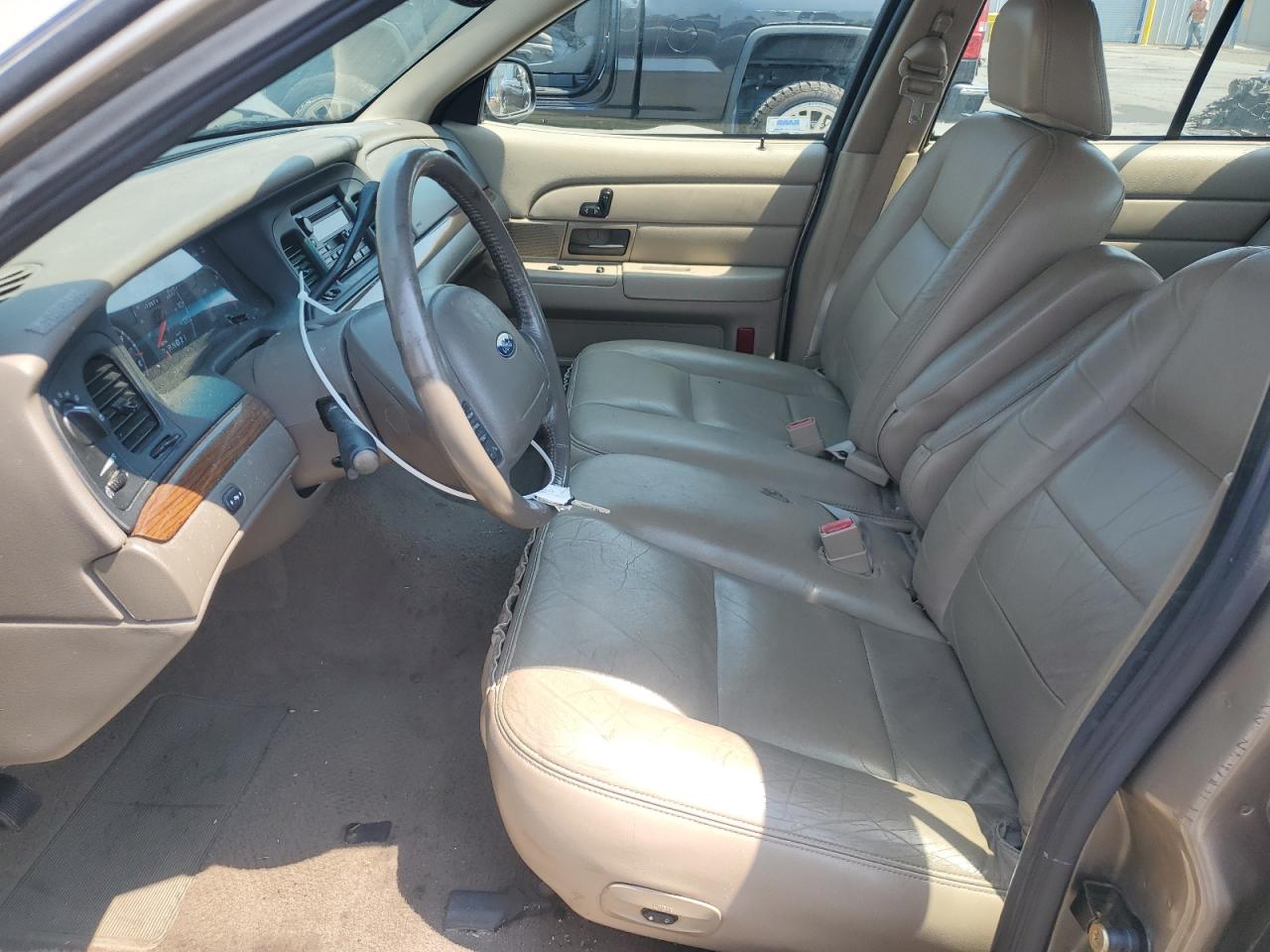 2003 Ford Crown Victoria Lx VIN: 2FAFP74W53X164045 Lot: 64821475
