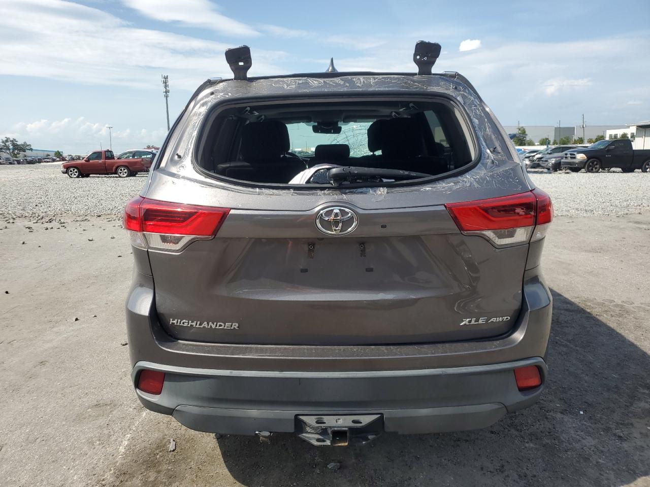 2017 Toyota Highlander Se VIN: 5TDJZRFH6HS470358 Lot: 65346995