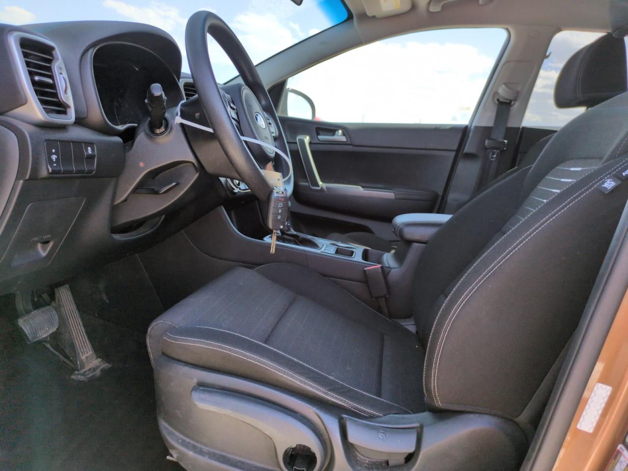 kndpmcac5j7447719 KNDPMCAC5J7447719 2018 Kia Sportage Lx