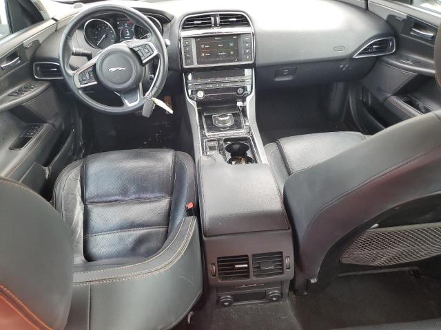  JAGUAR XE 2018 Серый