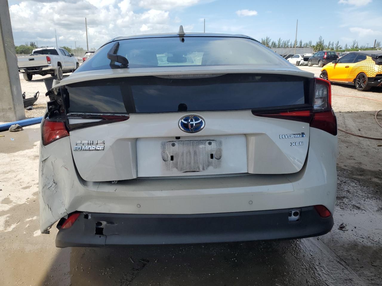 2020 Toyota Prius L VIN: JTDKARFU0L3125927 Lot: 63796095