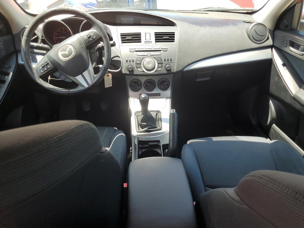 2010 Mazda 3 S VIN: JM1BL1S59A1167192 Lot: 63971965