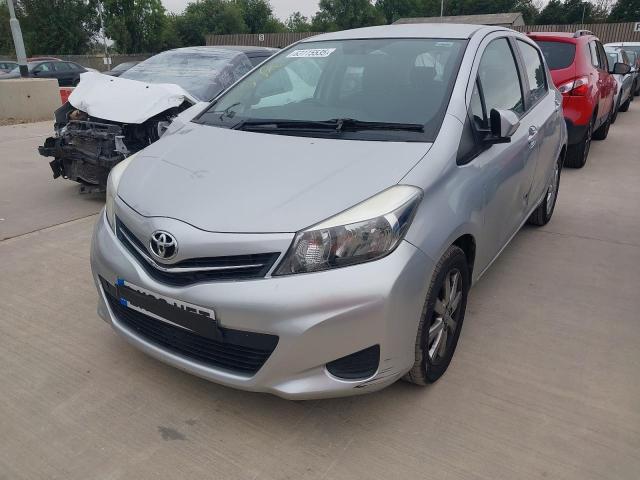 2012 TOYOTA YARIS TR V