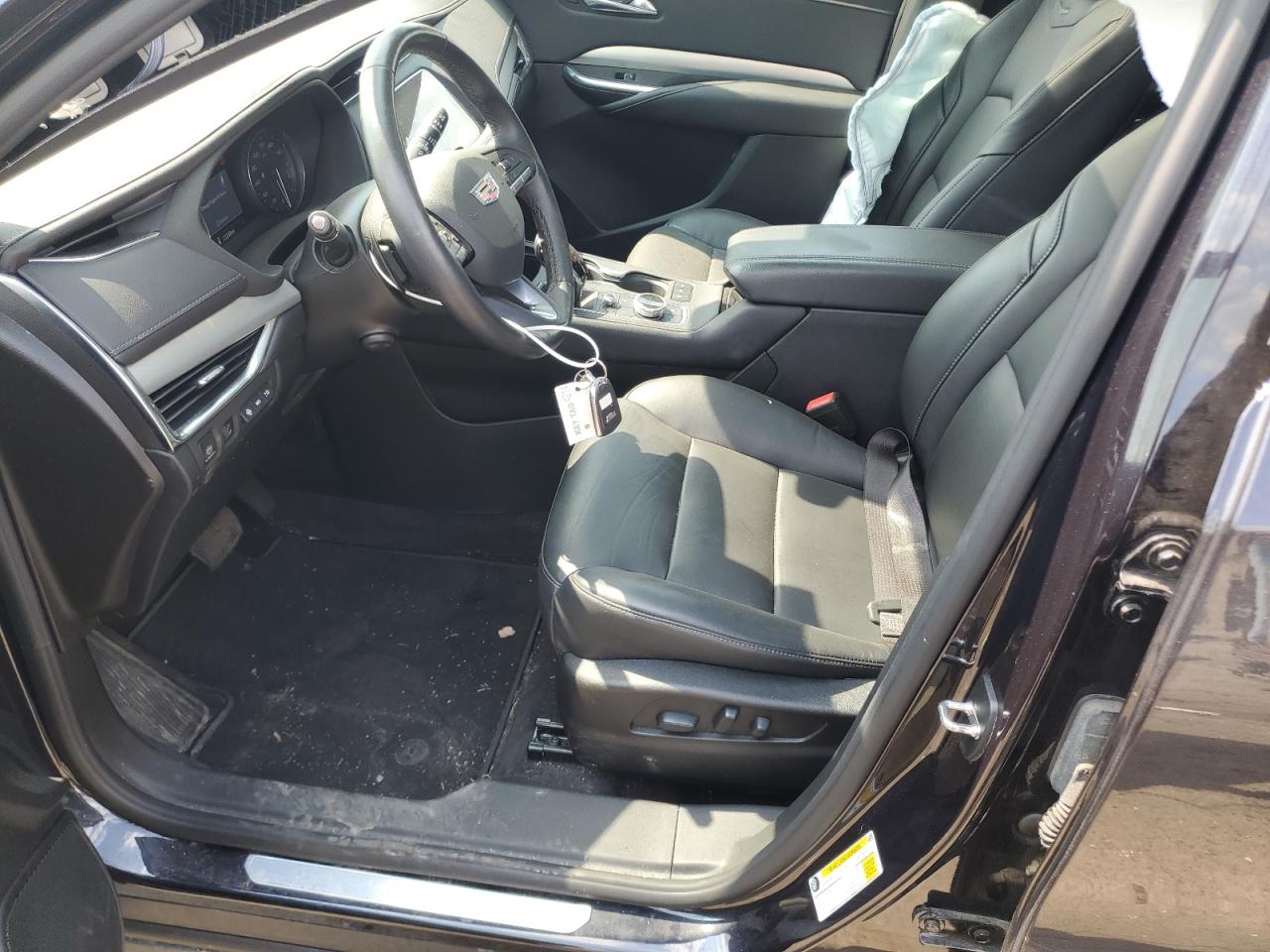 2023 Cadillac Xt4 Premium Luxury VIN: 1GYFZDR40PF109704 Lot: 63380015