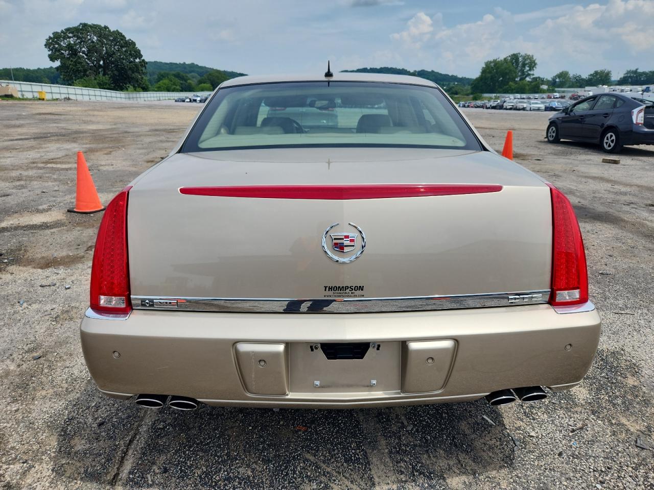 2006 Cadillac Dts VIN: 1G6KD57Y66U196083 Lot: 63399405