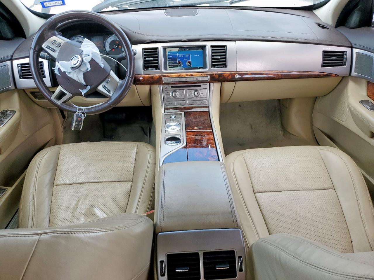 2011 Jaguar Xf Premium VIN: SAJWA0GB9BLS19508 Lot: 65870085