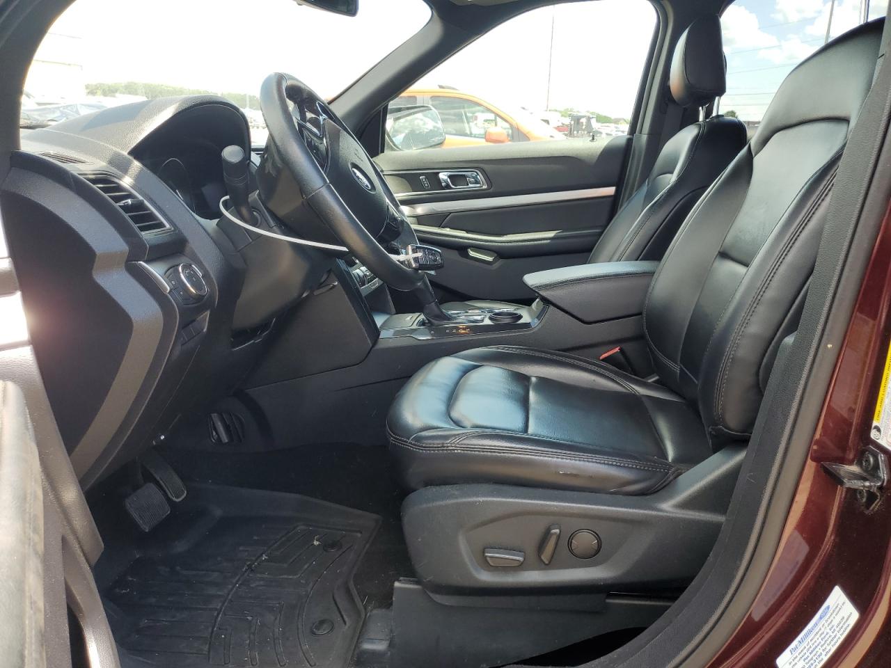 2019 Ford Explorer Xlt VIN: 1FM5K7DH5KGB27566 Lot: 62819245
