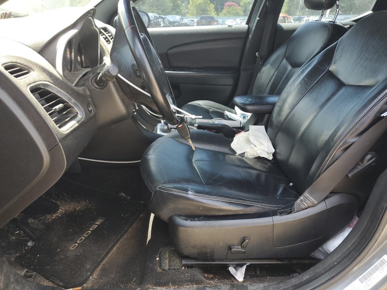 2011 Dodge Avenger Lux VIN: 1B3BD2FB6BN587183 Lot: 64931655