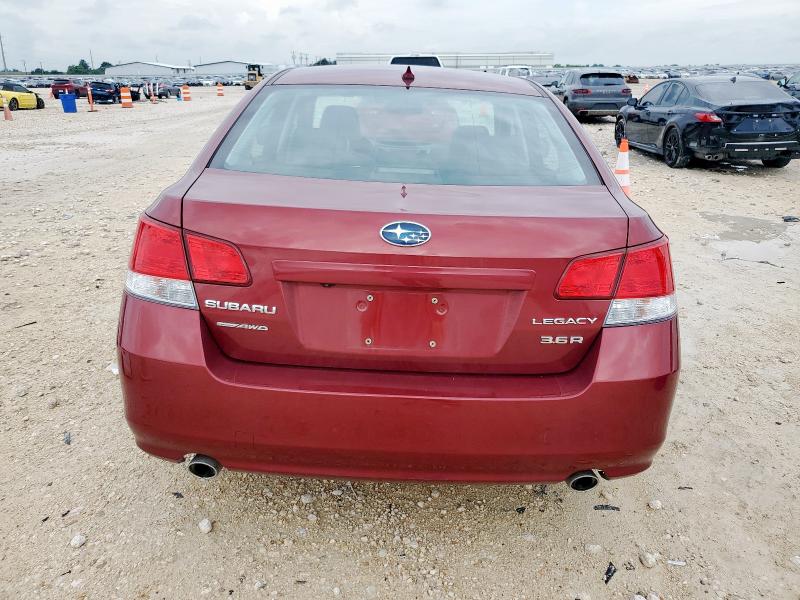  SUBARU LEGACY 2013 Czerwony